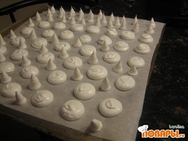 Грибочки из безе