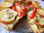 Киш из кабачков с чесночным хлебом