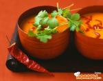 Суп с клецками из моркови