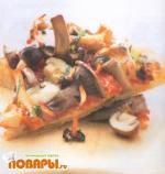 Пицца с грибами и маслом из базилика, чили и чеснока