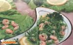 Зеленый салат с креветками