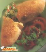 Калзоне с тремя разными сырами