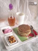 Панкейки с черникой (Blueberry Pancakes).