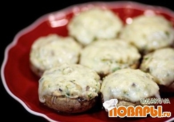 Рецепт: Шампиньоны фаршированные курицей и сыром