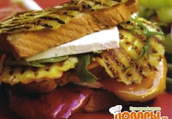 Сендвич с ананасом