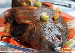 Рецепт: Линь, запеченный с овощами