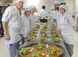Статья: Московские кулинары провели мастер-класс для шеф-поваров Екатеринбурга
