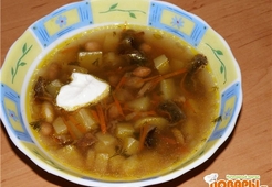 Суп грибной с фасолью