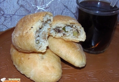 Пирожки с рыбой и рисом в духовке