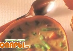 Рецепт: Суп из индейки с орехами