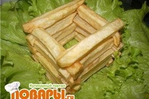 Шаг 5: Теперь на тарелку выкладываем зелень, …