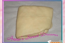 Шаг 5: Раскатать, сложить вчетверо и оставить …