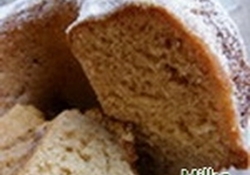 Рецепт: Песочный кекс со сгущенкой