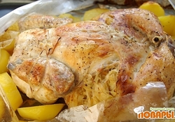 Рецепт: Курица фаршированная квашенной капустой