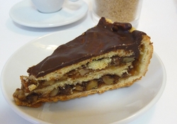 Рецепт: Пирог с грецкими орехами