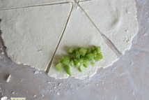 Шаг 6: Дальше вынимаем тесто из холодильника …