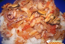 Морепродукты с помидорками