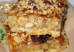 Рецепт: Песочное печенье с орехами