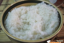 Шаг 2: Сварить вязкий рис без добавления …