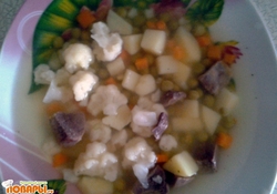 Рецепт: Суп с цветной капустой и зеленым горошком