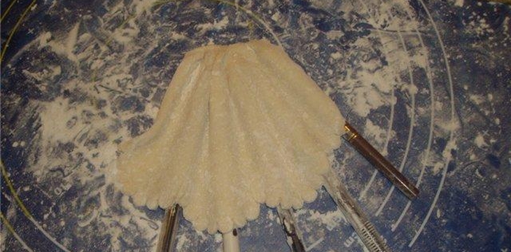 Шаг №3 Туфельки и платьеце от Тигры -Львовны