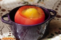 Шаг 2: На дно яйца выложить сливочное …