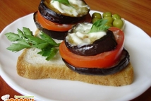 Шаг 4: Берем тостовый хлеб или обычный. …