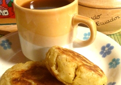 Рецепт: Тортилльяс дэ вэрдэ (тортильяс из зеленых банан)