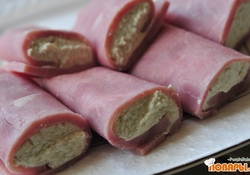 Рецепт: Рулетики из ветчины (Диета Дюкан). ЧБ