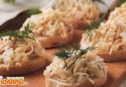 Бутерброды с салатом