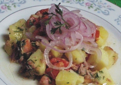 Рецепт: Салат из тунца и картофеля