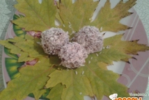 Шаг 1: Кокосовую стружку, сгущенное молоко и …