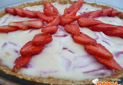 Чизкейк с клубникой