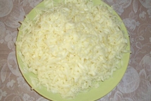 Шаг 7: Натираем сыр