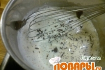 Шаг 1: Необходимо начать со слоя шоколада. …