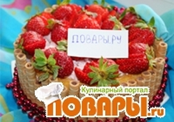 Рецепт: Торт " Клубничный беспредел"