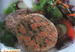 Рецепт: Запеченные котлетки из лосося с овощами