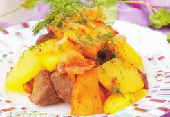 Картофель, тушенный с печенью