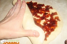 Шаг 6: Сворачиваем рулет