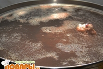 Шаг 1: Ножку тщательно помойте, так чтобы …