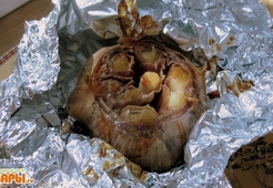 Печеный чеснок