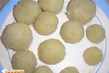 Шаг 3: Клёцки отвариваем в подсоленной воде.