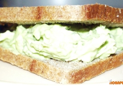Рецепт: Бутерброд с авокадо и курицей