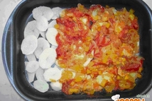 Шаг 1: Противень смазать растительным маслом. Нарезать …