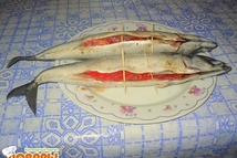 Шаг 2: Рыбу наобходимо очистить от внутренностей, …