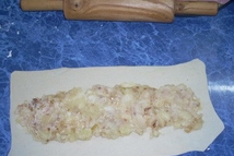 Шаг 4: Кладем начинку.