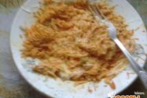 Шаг 2: Приготовить первую начинку. Морковь натереть …