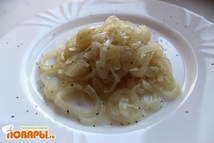 Шаг 3: Готовый лук подаем с хлебом …