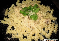 Фузилли с грибами