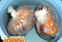 Шаг 3: Разложить смесь по двум целлофановым …